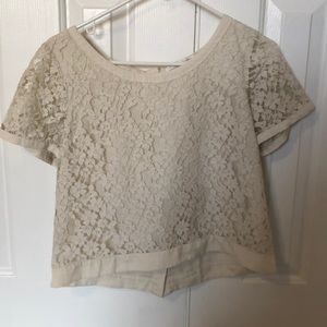 Lauren Conrad cropped blouse-size medium